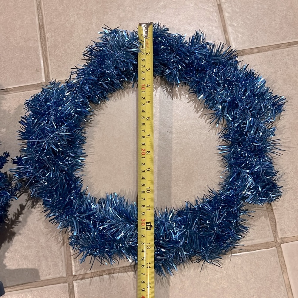 Christmas Blue Tinsel Wreath with matching mini tree - Picture 3 of 3